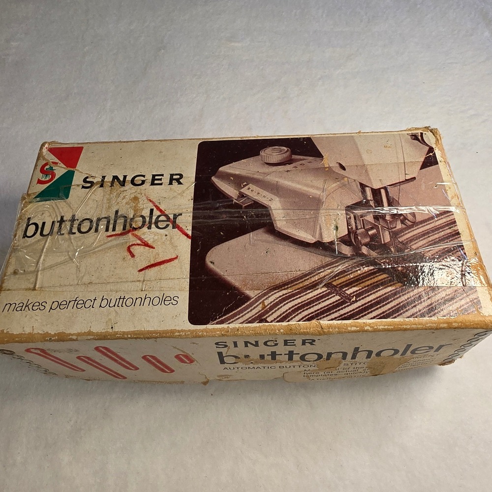 Vintage Singer Automatic Buttonholer‎ Attachment Set with Box and Templates